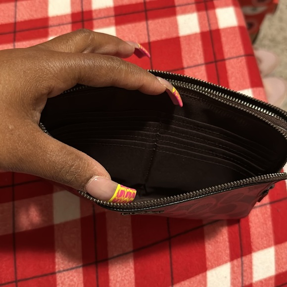 Double zip Two shades of pink monogrammed coach wallet wristlet - Picture 5 of 12